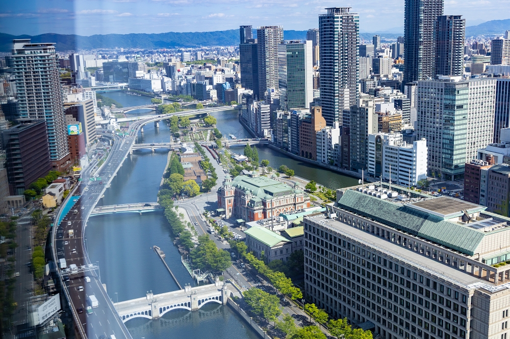 칸데오 호텔 오사카 더 타워에서 내려다 본 우메다 풍경